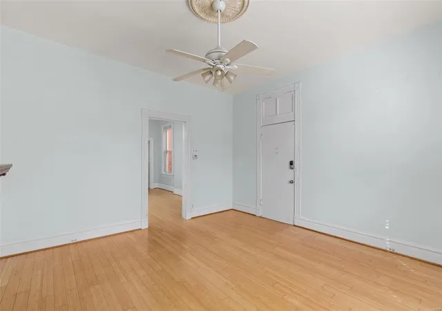 Photo 2 of Single family home for sale at 3829 Fairview Ave, Saint Louis, MO 63116 | MLS# 25012931 | Listing updated on 2025-03-21
