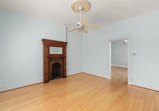 Photo 3 of Single family home for sale at 3829 Fairview Ave, Saint Louis, MO 63116 | MLS# 25012931 | Listing updated on 2025-03-21