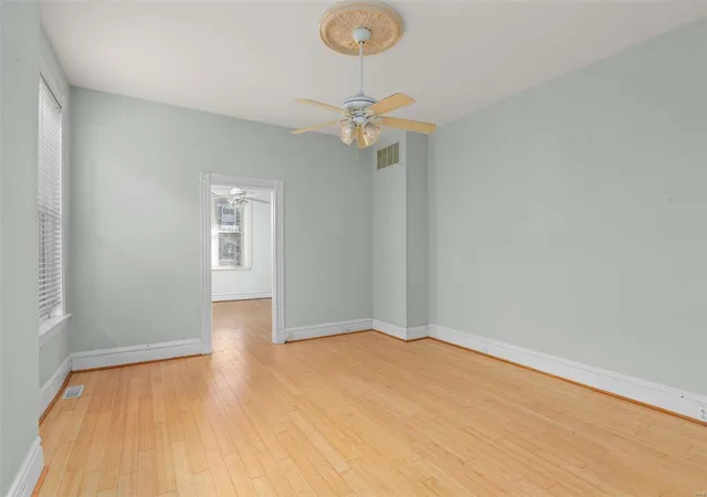 Photo 4 of Single family home for sale at 3829 Fairview Ave, Saint Louis, MO 63116 | MLS# 25012931 | Listing updated on 2025-03-21