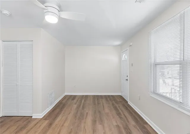 Photo 3 of Single family home for sale at 10124 Imperial Dr, Saint Louis, MO 63136 | MLS# 25012952 | Listing updated on 2025-03-06