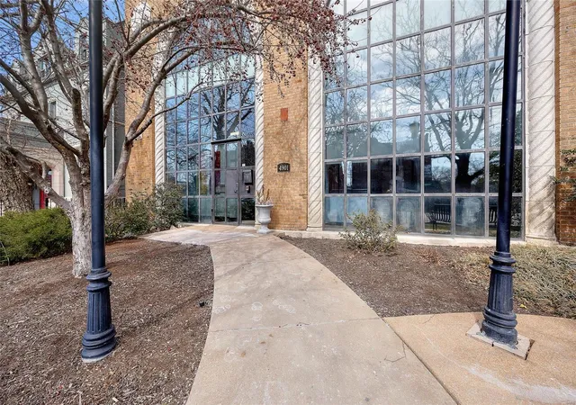 Photo 1 of Condo for sale at 4901 Washington Blvd #5A, Saint Louis, MO 63108 | MLS# 25012969 | Listing updated on 2025-03-10