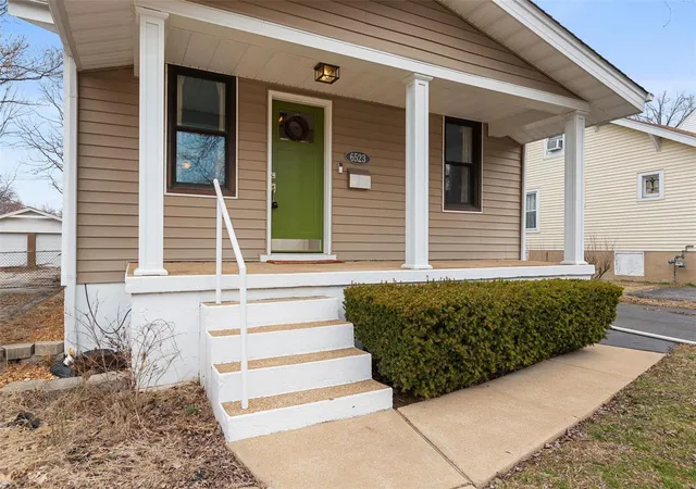 Photo 2 of Sale Pending at 6523 Bradley Ave, Saint Louis, MO 63139 | MLS# 25013018 | Listing updated on 2025-03-12