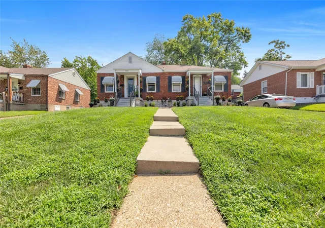 Photo 2 of Multi family home for sale at 3430 Saint Mark Ln, Saint Ann, MO 63074 | MLS# 25013035 | Listing updated on 2025-03-07