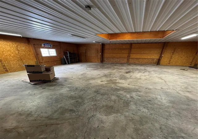 Photo 34 of Sale Pending at 9 Summit Lane, Hermann, MO 65041 | MLS# 25013112 | Listing updated on 2025-03-13