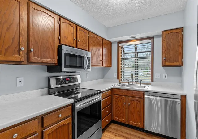 Photo 3 of Townhouse for sale at 205 Cedar Grove Dr #B, Saint Charles, MO 63304 | MLS# 25013139 | Listing updated on 2025-03-18