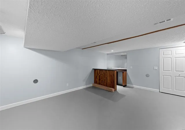 Photo 4 of Townhouse for sale at 205 Cedar Grv Dr #B, Saint Charles, MO 63304 | MLS# 25013139 | Listing updated on 2025-03-18