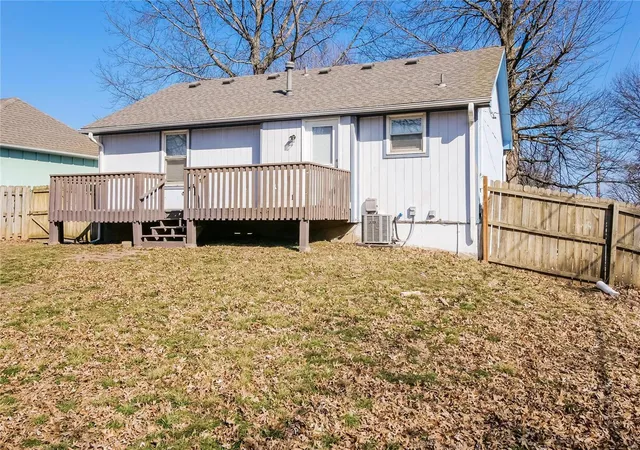 15th image of 7200 N Kentucky Ave, Kansas City, MO 64158 | MLS# 25013174