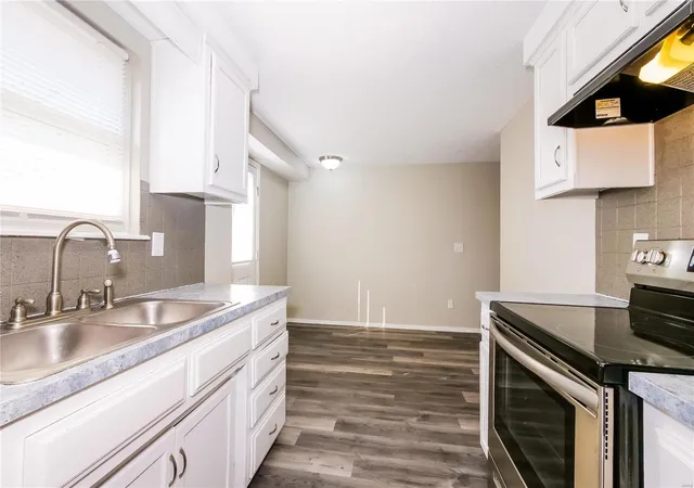 5th image of 7200 N Kentucky Ave, Kansas City, MO 64158 | MLS# 25013174