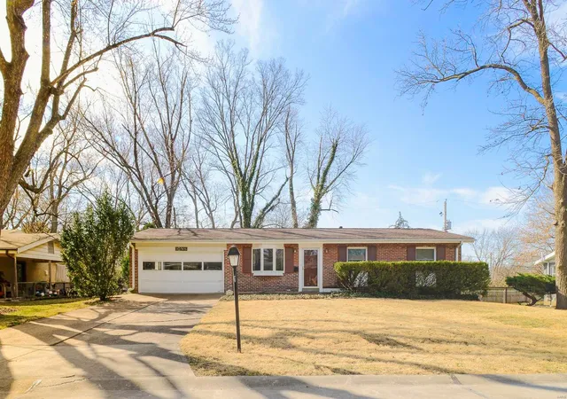 Photo 1 of Sale Pending at 9402 Fredric Ct, Saint Louis, MO 63144 | MLS# 25013203 | Listing updated on 2025-03-17