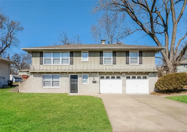Single family home for sale at 14608 E 34Th Terr S, Independence, MO 64055 | MLS# 25013290