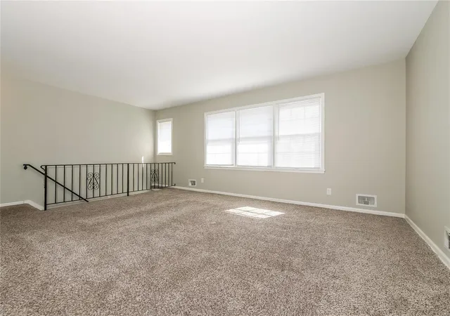 Photo 3 of Single family home for sale at 14608 E 34th Terr S, Independence, MO 64055 | MLS# 25013290 | Listing updated on 2025-03-06