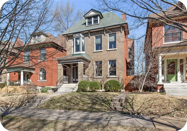 Photo 1 of Single family home for sale at 3641 Juniata St, Saint Louis, MO 63116 | MLS# 25013400 | Listing updated on 2025-03-19