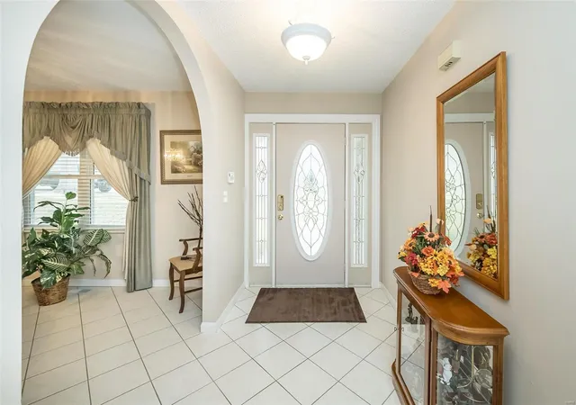 Photo 2 of Sale Pending at 3470 Brookstone View Dr, Saint Louis, MO 63129 | MLS# 25013440 | Listing updated on 2025-03-12