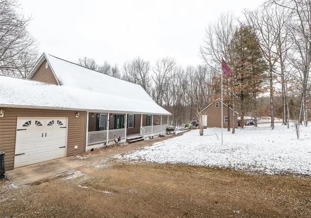Photo 2 of Single family home for sale at 1669 Bohrenpohl Rd, Owensville, MO 65066 | MLS# 25013579 | Listing updated on 2025-03-18