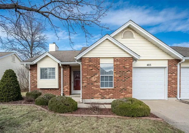Photo 1 of Condo for sale at 403 Cambridge Pl #A, Saint Peters, MO 63376 | MLS# 25013594 | Listing updated on 2025-03-13