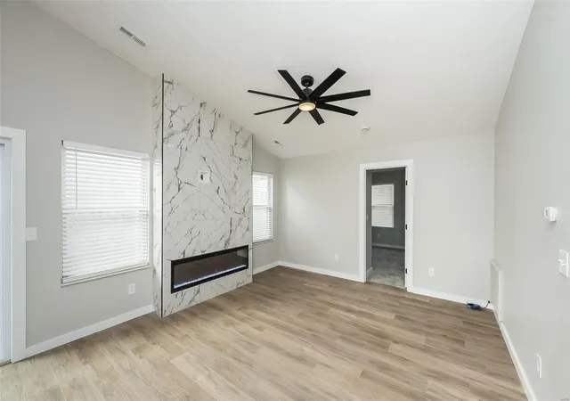 Photo 2 of Condo for sale at 403 Cambridge Pl #A, Saint Peters, MO 63376 | MLS# 25013594 | Listing updated on 2025-03-13