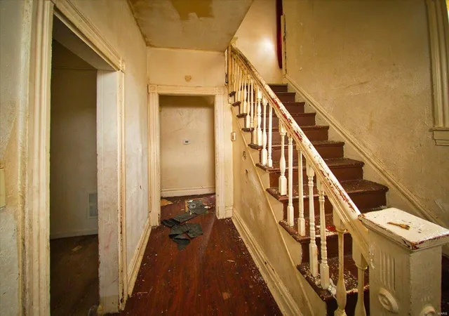 Photo 3 of Single family home for sale at 1514 Ferguson Ave, Saint Louis, MO 63133 | MLS# 25013677 | Listing updated on 2025-03-08