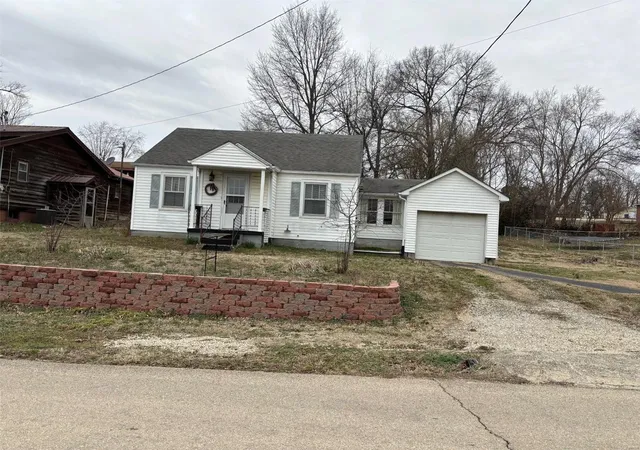 Photo 1 of Sale Pending at 705 Crown St, Marble Hill, MO 63764 | MLS# 25013834 | Listing updated on 2025-03-13