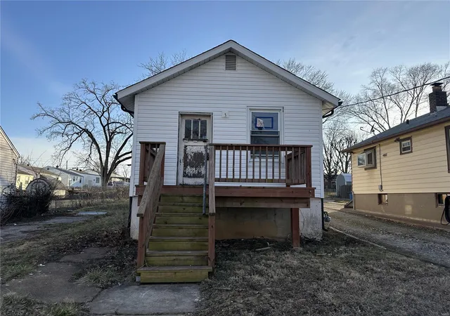 Photo 1 of Single family home for sale at 3710 Orient Ave, Saint Louis, MO 63125 | MLS# 25013969 | Listing updated on 2025-03-09