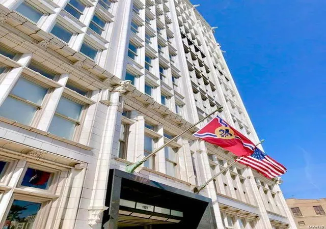 Photo 1 of Condo for sale at 1501 Locust St #1103, Saint Louis, MO 63103 | MLS# 25013999 | Listing updated on 2025-03-09
