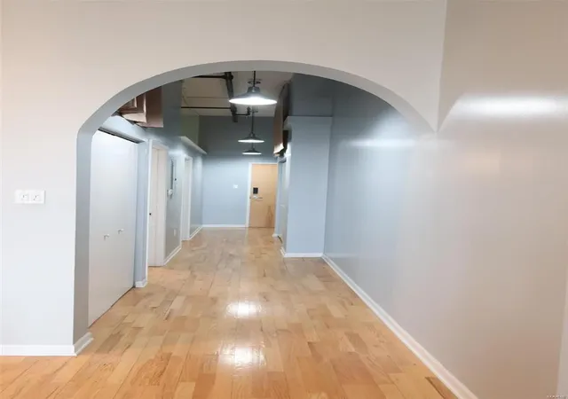 Photo 2 of Condo for sale at 1501 Locust St #1103, Saint Louis, MO 63103 | MLS# 25013999 | Listing updated on 2025-03-09