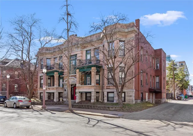 Photo 1 of Condo for sale at 17 N Taylor Ave #5, Saint Louis, MO 63108 | MLS# 25014013 | Listing updated on 2025-03-10