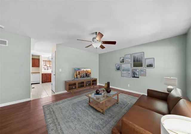 Photo 2 of Single family home for sale at 3628 Coriander Dr, Saint Charles, MO 63303 | MLS# 25014033 | Listing updated on 2025-03-18