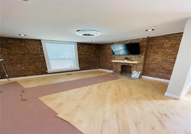 Photo 1 of Single family home for sale at 4660 Cottage Ave, Saint Louis, MO 63113 | MLS# 25014072 | Listing updated on 2025-03-19