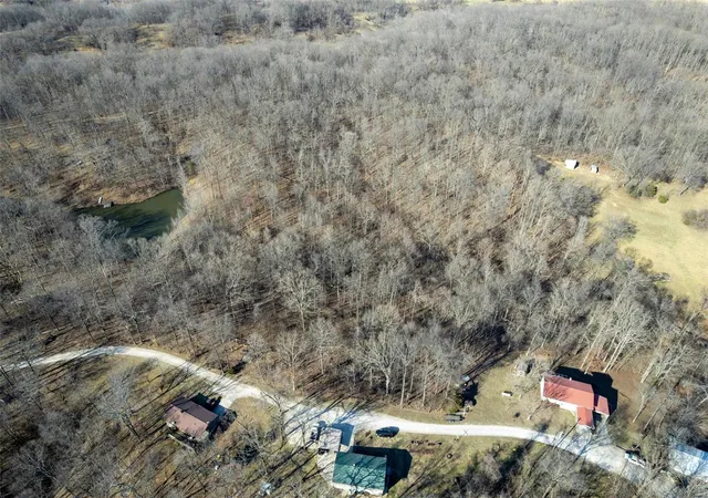 Photo 3 of Single Family Residence at 25840 New Mexico Dr, Marble Hill, MO 63764 | MLS# MIS25030958 |  | Sold on 2025-06-27