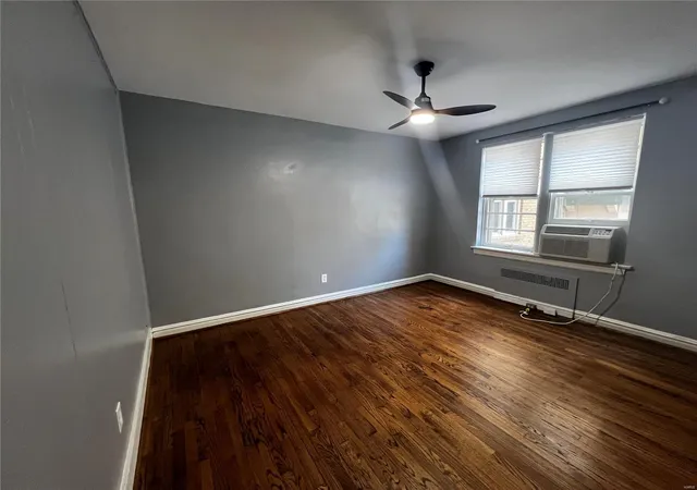 Photo 4 of Condo for sale at 7542 York Dr #1E, Saint Louis, MO 63105 | MLS# 25014275 | Listing updated on 2025-03-13