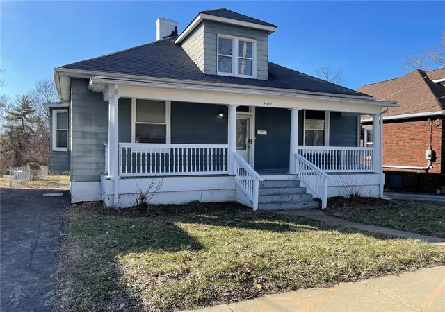 Photo 1 of Sale Pending at 3409 Brown Rd, Saint Louis, MO 63114 | MLS# 25014311 | Listing updated on 2025-03-20