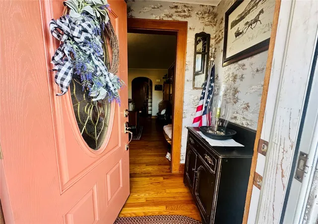 Photo 3 of Sale Pending at 207 S Main St, Licking, MO 65542 | MLS# 25014331 | Listing updated on 2025-03-13