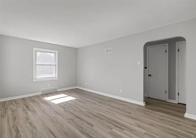 2nd image of 401 Millman Dr, Saint Louis, MO 63135 | MLS# 25014332