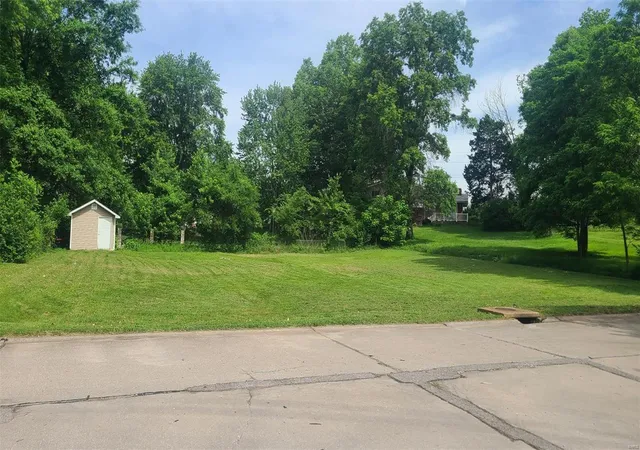 Photo 1 of Land for sale at 3407 Laura, Saint Louis, MO 63125 | MLS# 25014335 | Listing updated on 2025-03-25