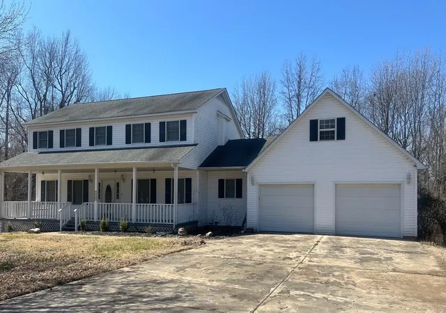 Photo 1 of Single family home for sale at 14423 Hidden Trails Circle, Dexter, MO 63841 | MLS# 25014339 | Listing updated on 2025-03-17