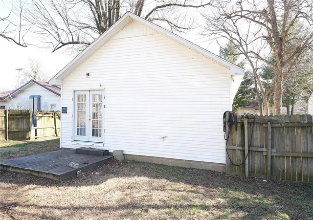 Photo 4 of Single family home for sale at 204 W 8th Street, Kennett, MO 63857 | MLS# 25014375 | Listing updated on 2025-03-11