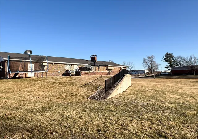 Photo 54 of Single family home for sale at 525 Baskett St, Paris, MO 65275 | MLS# 25014400 | Listing updated on 2025-03-11