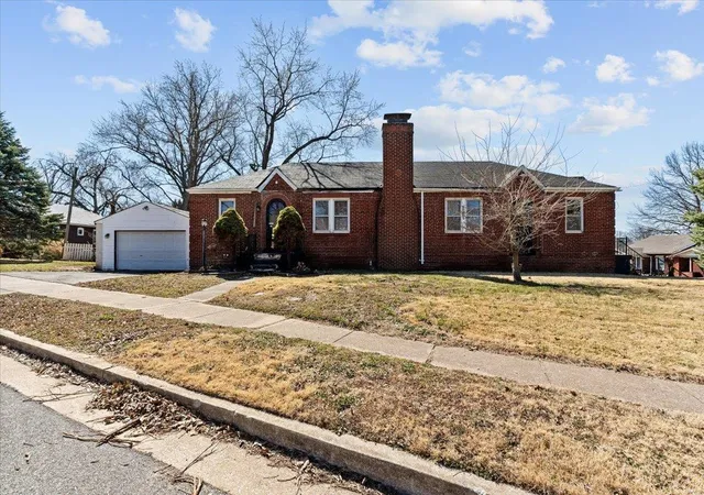 Photo 3 of Sale Pending at 6912 Hunter Ave, Saint Louis, MO 63121 | MLS# 25014601 | Listing updated on 2025-03-13