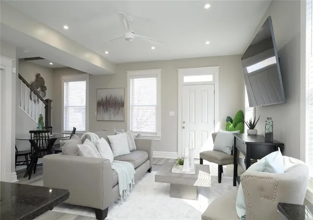 Photo 3 of Single family home for sale at 1204 Lynch St, Saint Louis, MO 63118 | MLS# 25014641 | Listing updated on 2025-03-14