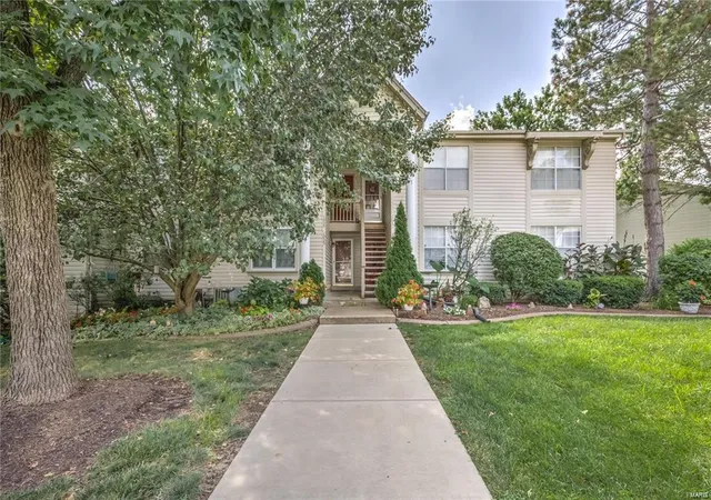 Photo 1 of Condo for sale at 1031 Sugar Crk Ct #8, Saint Peters, MO 63376 | MLS# 25014708 | Listing updated on 2025-03-17