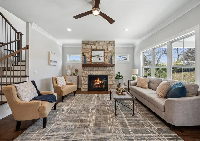 Photo 4 of Single family home for sale at 726 Landscape Ave, Saint Louis, MO 63119 | MLS# 25014804 | Listing updated on 2025-03-19