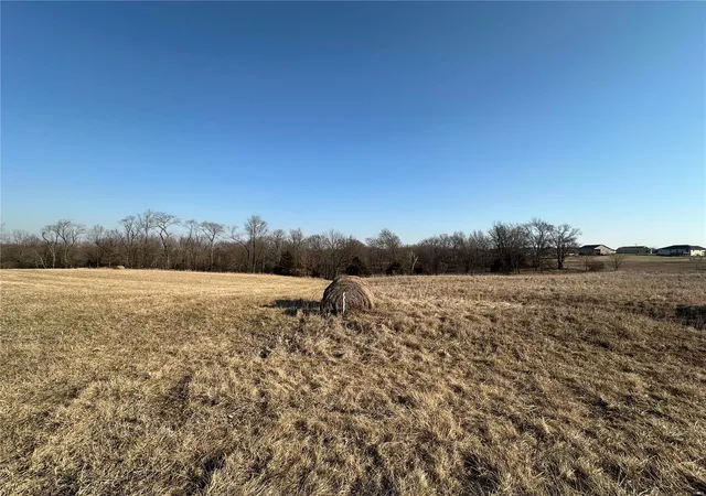 1st image of 6 Calvert Estates, Hannibal, MO 63401 | MLS# 25014821