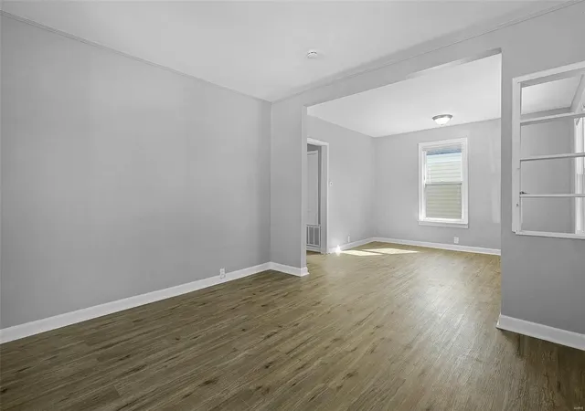 Photo 3 of Single family home for sale at 2430 Wallis Ave, Saint Louis, MO 63114 | MLS# 25014838 | Listing updated on 2025-03-20