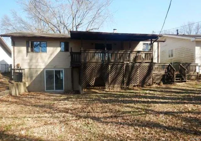Photo 2 of Single family home for sale at 11305 Parkmont Dr, Saint Louis, MO 63138 | MLS# 25014879 | Listing updated on 2025-03-12