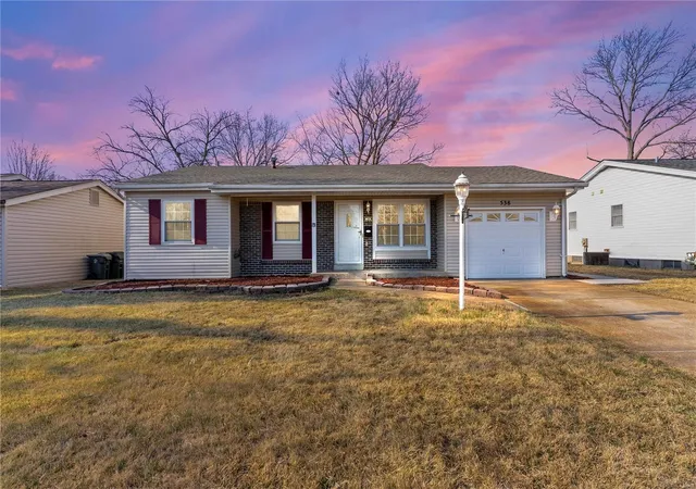 Photo 1 of Single family home for sale at 538 Fox Crst Dr, Hazelwood, MO 63042 | MLS# 25015074 | Listing updated on 2025-03-16