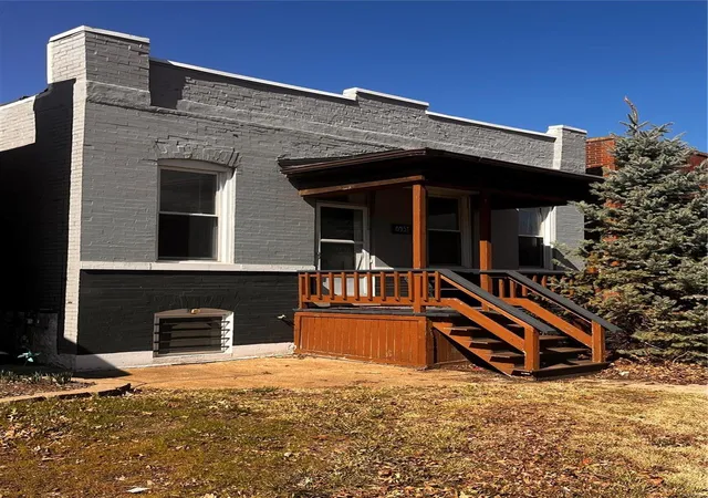 Photo 1 of Single family home for sale at 6451 S Kingshighway Blvd, Saint Louis, MO 63109 | MLS# 25015102 | Listing updated on 2025-03-20