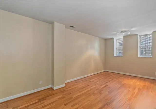 Homes for sale in Saint Louis, MO | 5630 Pershing Ave #12, Saint Louis, MO 63112 | MLS# 25015113