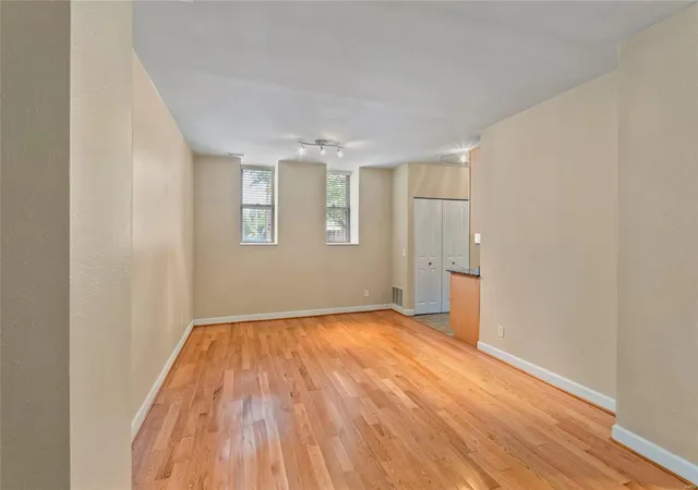 Homes for sale in Saint Louis, MO | 5630 Pershing Ave #12, Saint Louis, MO 63112 | MLS# 25015113