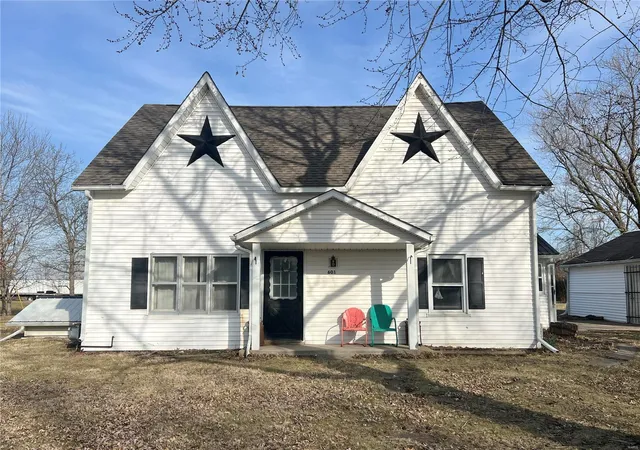 Photo 1 of Single family home for sale at 601 S Elm St, Center, MO 63436 | MLS# 25015139 | Listing updated on 2025-03-13
