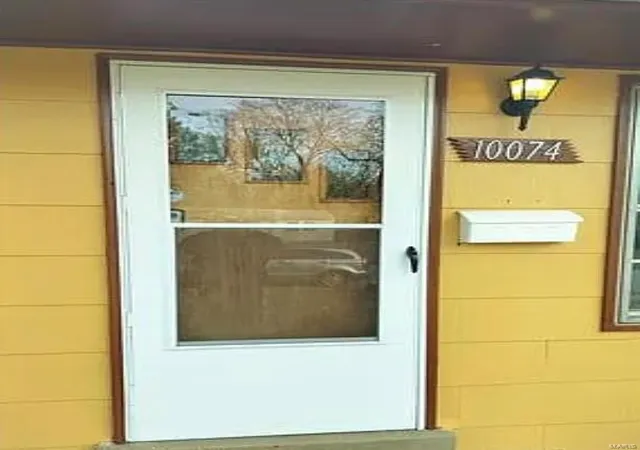 Photo 2 of Single family home for sale at 10074 Duke Dr, Saint Louis, MO 63136 | MLS# 25015296 | Listing updated on 2025-03-17